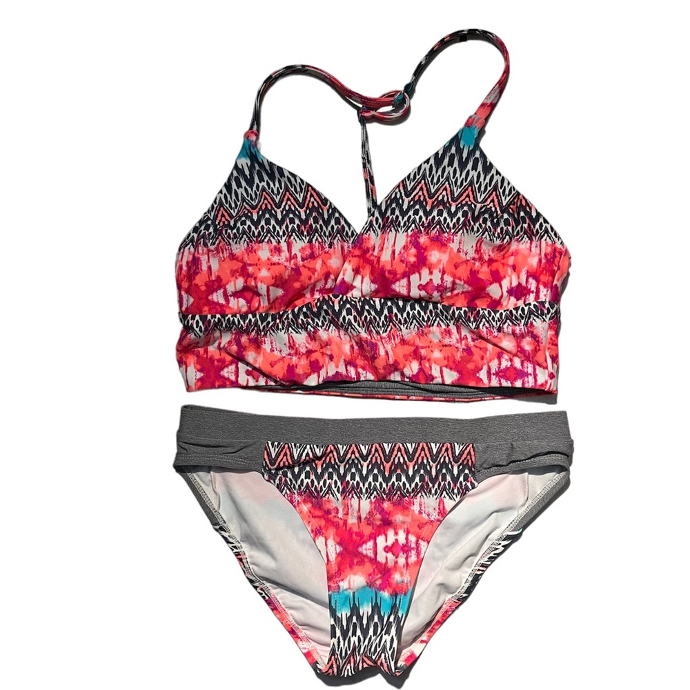 NWOT KINESIS  2-piece bathing suit size M (reversible top)